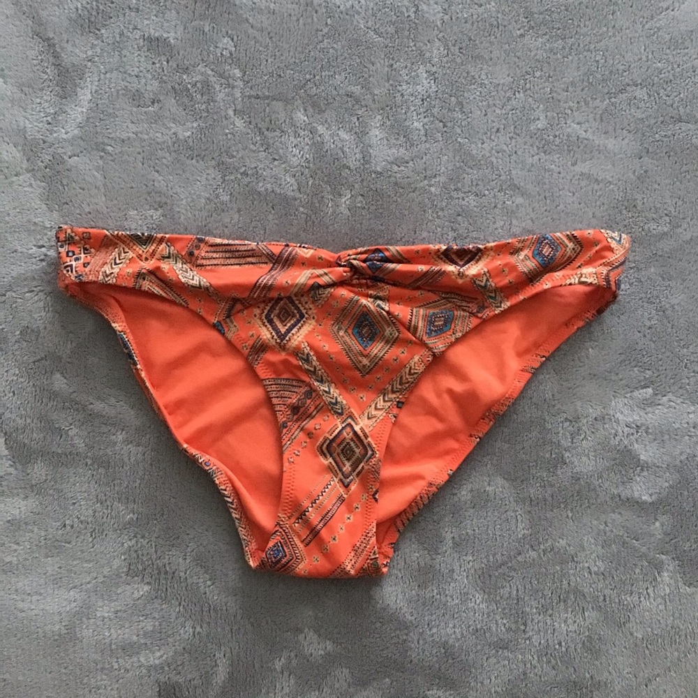 Bikini bottoms